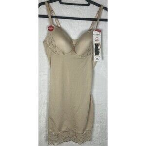 Red Hot Spanx Lace Cupped Full Slip Beige Size Large NEW